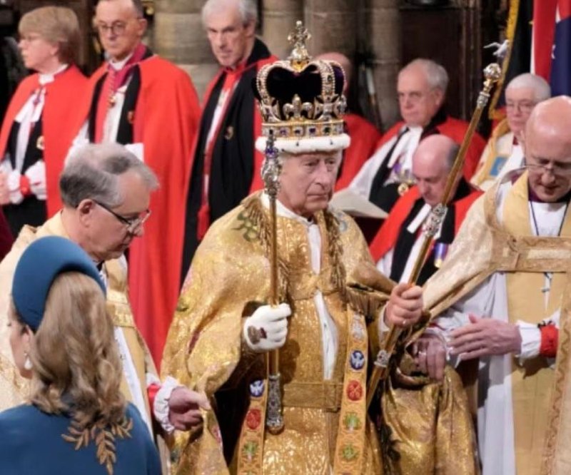 le-roi-charles-iii-qui-se-la-joue-le-plus-serieusement-du-monde-quel-demon.jpg