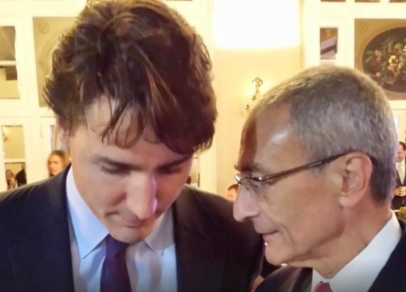 justin-trudeau-et-john-podesta.jpg