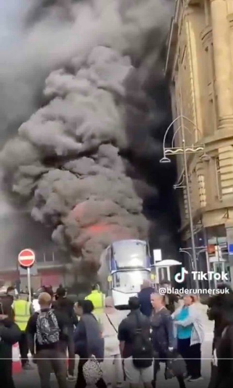 incendie-de-bus-electrique.jpg
