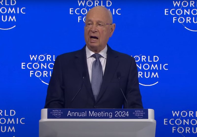 klaus-schwab-au-fem-2024.jpg