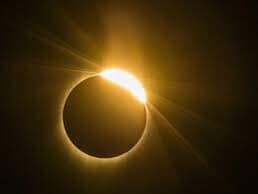 eclipse-solaire.jpg