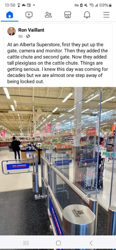 Leur plan mondialiste de nous exclure des commerces, selon leurs caprices du moment, arrive à terme.<br /><br />Il faut refuser d'encourager tout commerce qui traite les humains comme du bétail.<br /><br />Source: https://twitter.com/logixca/status/1788400093613248588