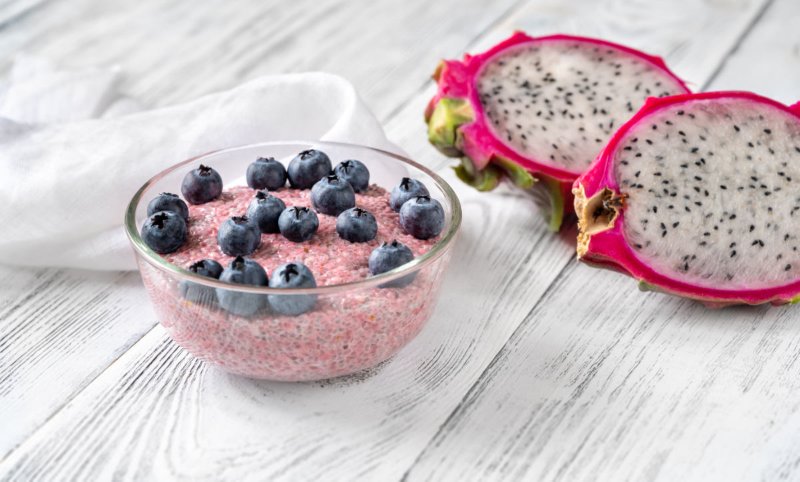fruit-du-dragon-et-smoothie-aux-bleuets.jpg