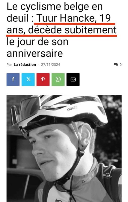 Texte (corrigé) de Den Bouchard:<br /><br />"Le jour de sa fête... 19 ans, en pleine forme, un athlète...<br /><br />Alors, tout semble beau de mon côté.<br /><br />Et pourtant, tout est "normal" de décéder subitement, sans raison, bien sûr."<br /><br />Source: https://www.facebook.com/denis.bouchard.798/posts/pfbid0288B2tbgbNjCCRLKVjPZ2aa7wTvtkt8W5HLoyDfxaLQ588kKfKnW6fYTpCsSpvaxSl