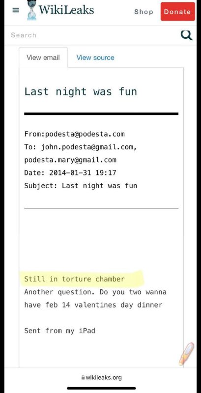 podesta-dans-la-chambre-de-torture.jpeg