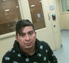 Luis Jesus Acosta Gutierrez, un Vénézuélien en situation irrégulière et membre présumé du gang Tren de Aragua.<br /><br />Soupçonné d'appartenir au gang transnational Tren de Aragua, connu pour ses activités violentes aux États-Unis, il avait reçu un ordre d'expulsion en 2023.