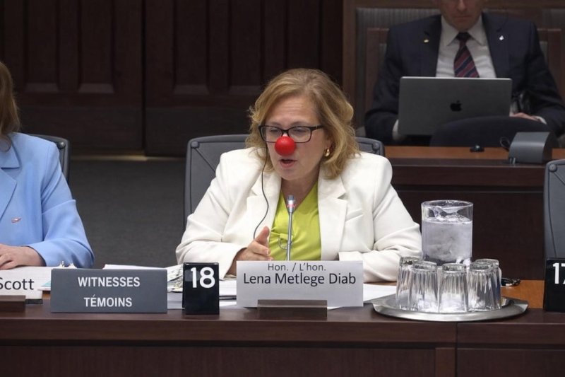 lena-metlege-diab-min-de-l-immigration-hors-de-controle-du-canada.jpg