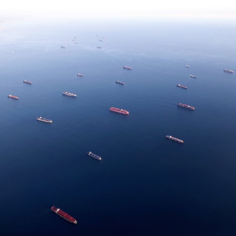 navires-cargo-a-l-arret-au-large-de-la-californie.jpg