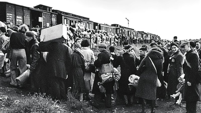 petit-rappel-historique-de-ce-dont-a-l-air-un-genocide-1942-allemagne.jpg