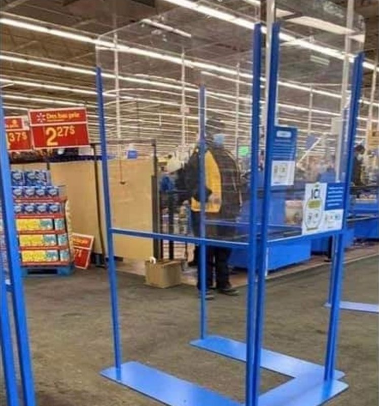 walmart-au-quebec-va-accueillir-les-clients-derriere-des-plexiglass.jpg