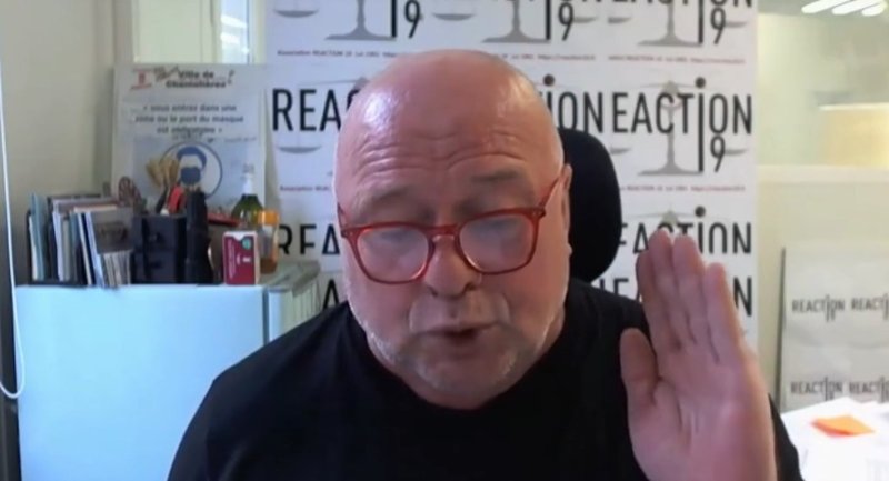me-carlo-brusa-explique-les-ingredients-des-vaccins.jpg