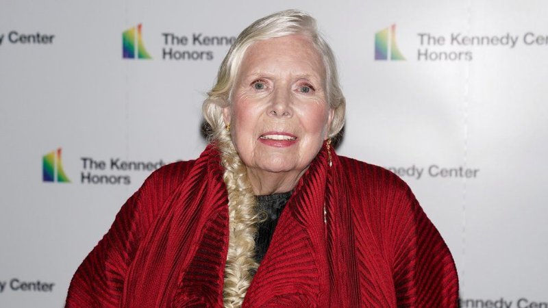 Joni Mitchell a rejoint Neil Young pour demander que sa musique soit retirée de Spotify