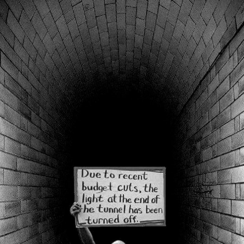 il-n-y-a-plus-de-lumiere-au-bout-du-tunnel.jpg