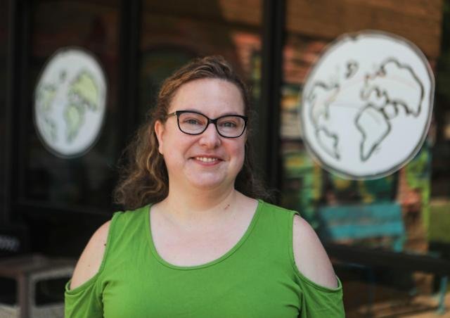 sarahbeth-hartlage-morte-a-36-ans-apres-avoir-influence-plus-de-120-000-personnes-a-se-faire-vacciner.jpg