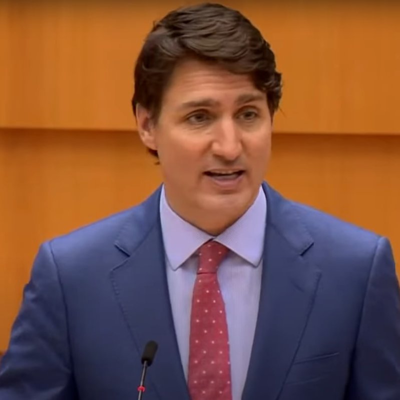 justin-trudeau-qui-parle-des-ukrainiens-encore-et-encore.jpg