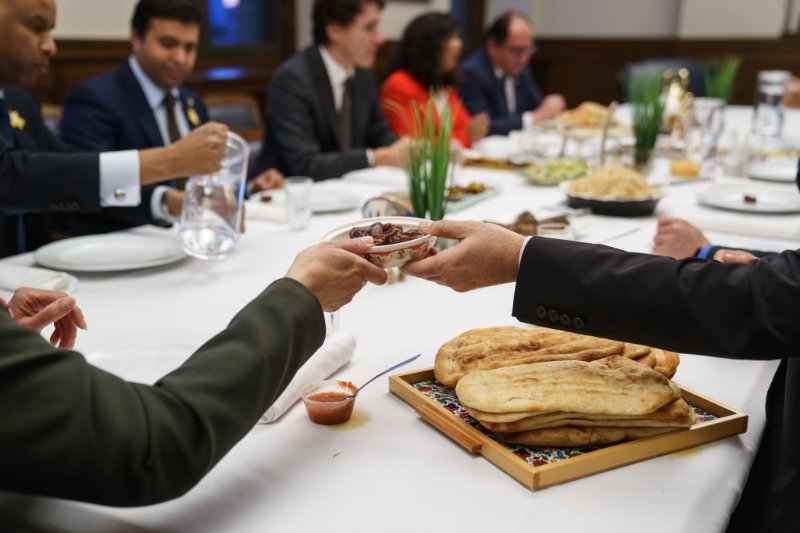 le-caucus-musulman-liberal-autour-de-justin-trudeau.jpg