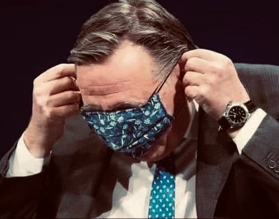 rappel-de-la-maniere-que-francois-legault-privilegie-pour-mettre-sa-museliere-soumissive.jpg