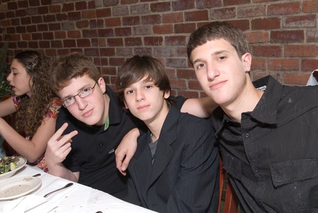 edward-snowden-et-mark-zuckerberg.jpg