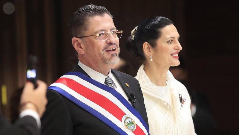 le-nouveau-president-du-costa-rica.jpg
