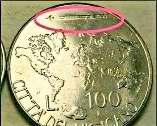 des-chemtrails-sur-les-pieces-commemoratives-du-vatican-2.jpg