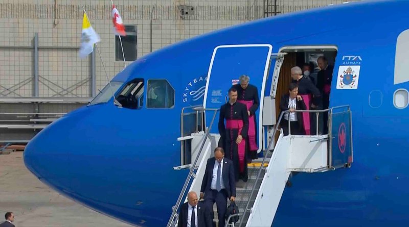 aux-frais-des-canadiens.jpg