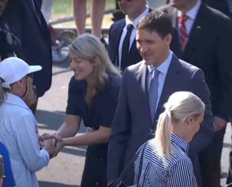 melanie-joly-se-comporte-comme-la-conjointe-de-justin-trudeau.jpg