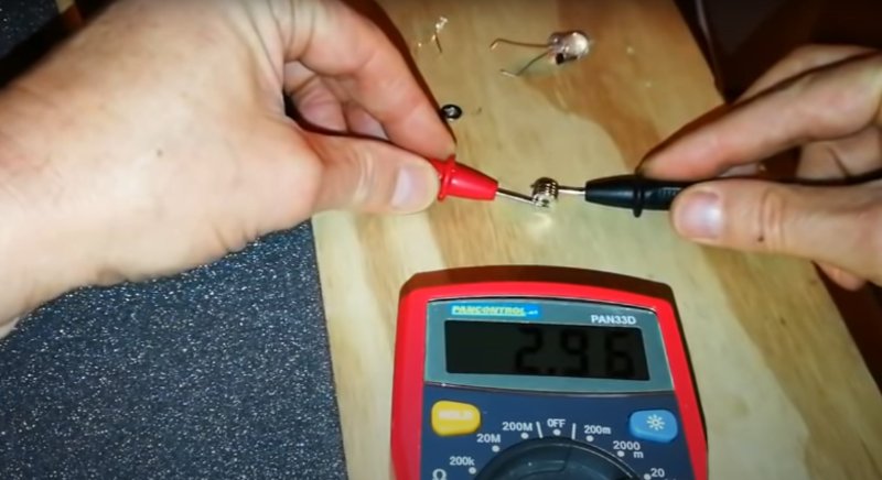 la-charge-du-montage-final-a-3-volts.jpg