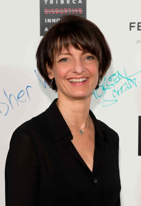 Regina Dugan assiste aux Disruptive Innovation Awards lors du Tribeca Film Festival 2014 au Jack H. Skirball Center for the Performing Arts le 25 avril 2014 à New York. Noam Galai—WireImage