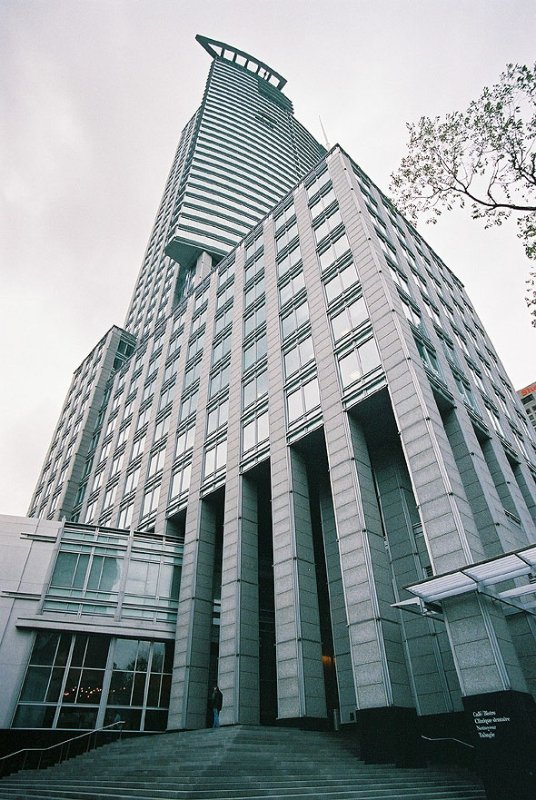 le-1250-rene-levesque-a-montreal.jpg