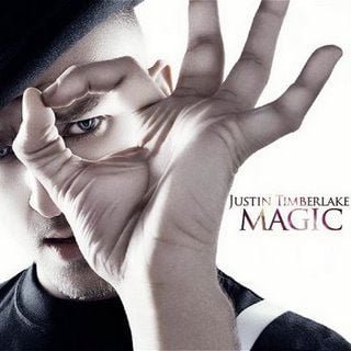justin-timberlake-et-son-album-magic-avec-le-symbole-666.jpg