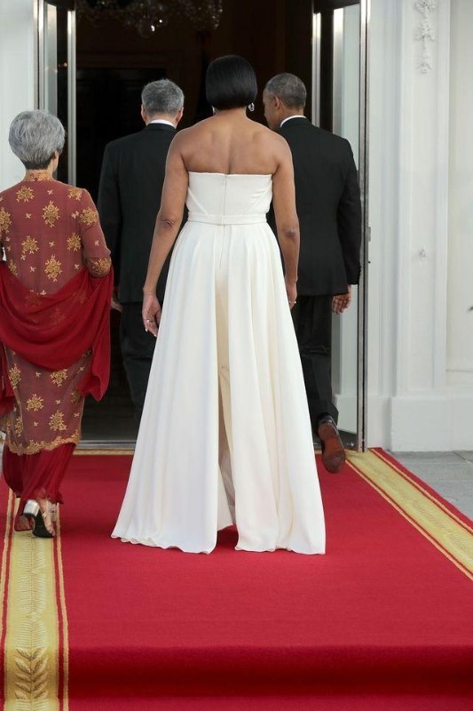dites-bonjour-a-big-mike-obama-dite-michelle.jpg