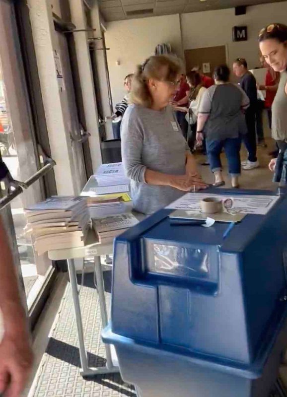 bureau-de-vote-en-arizona.jpg