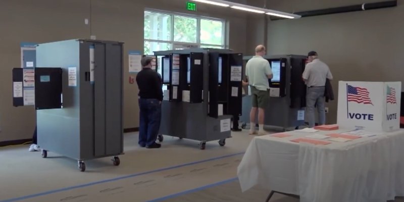 machines-de-vote-dominion-originales.jpg