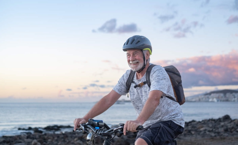 homme-en-velo.jpg