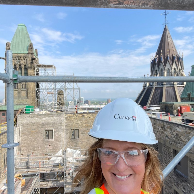 lisa-hepfner-parlement-en-construction-4.jpg