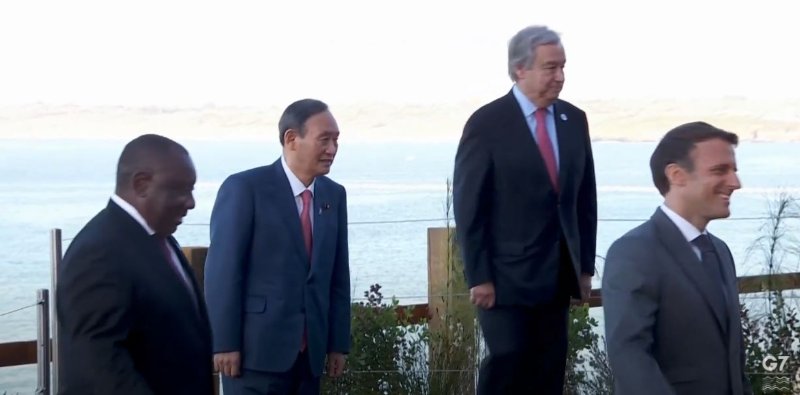 des-leaders-du-g7-qui-ne-portent-aucun-masque.JPG