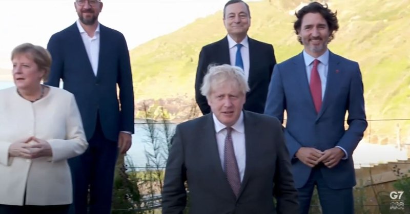 les-leaders-du-g7-qui-respirent-sans-masques.JPG