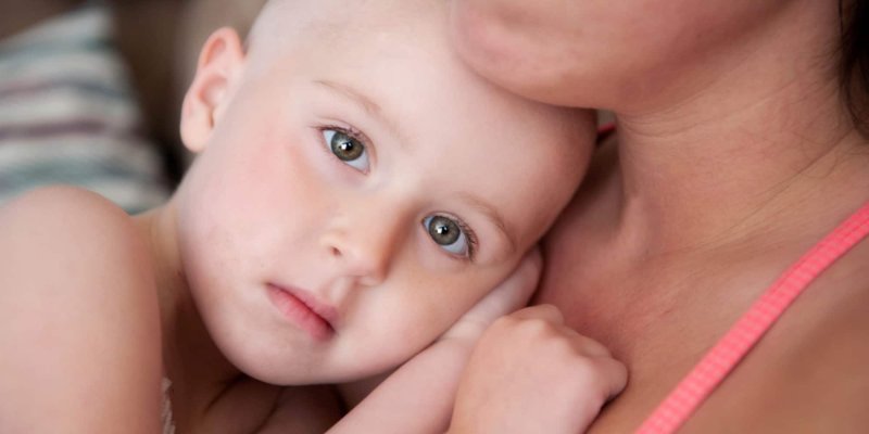 enfant-aux-prises-avec-un-cancer.jpg