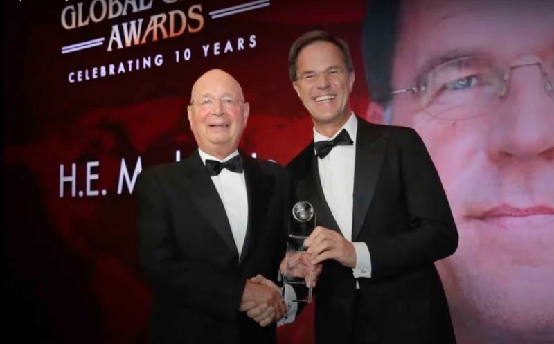 klaus-schwab-et-mark-rutte.jpg