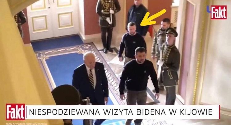 le-sozie-de-zelensky.jpg