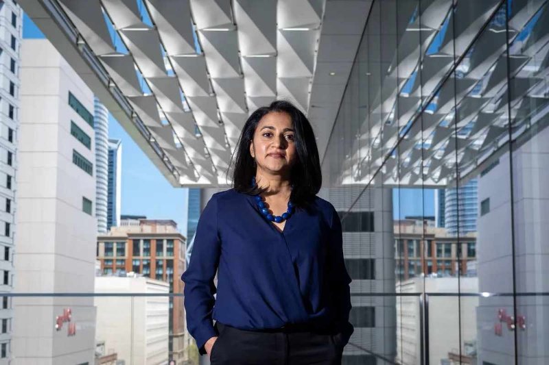 Susan Philip, MD, MPH croit que les masques fonctionnent. Soit elle doit savoir quelque chose que la science ne sait pas. Ou elle est incompétente. Qu’est-ce que c’est? Eh bien, personne ne va la questionner à ce sujet, donc nous ne connaîtrons jamais vraiment la réponse. Mais je parierais sur ce dernier.
