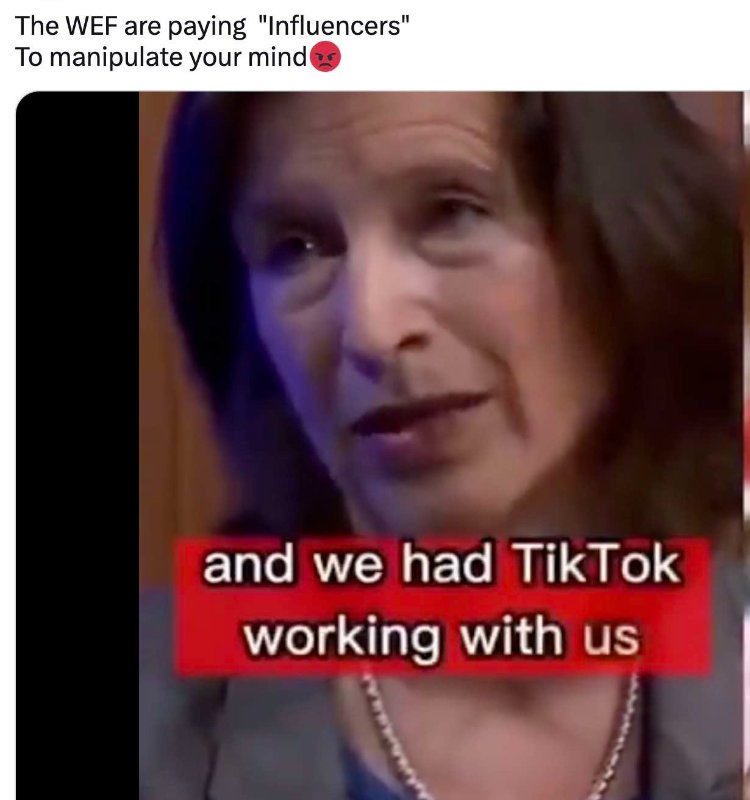 le-fem-qui-travaille-avec-des-influenceurs.jpg