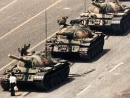 l-horreur-de-tiananmen-square-en-chine-communiste.jpg