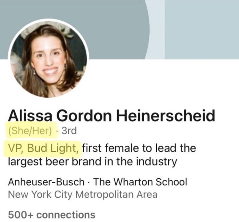celle-qui-a-decide-d-utiliser-dylan-mulvaney-poiur-de-la-pub-pour-bud-light.jpg